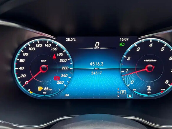 2021 Mercedes-Benz C-Класс 200 L IV (W205) Рестайлинг, чёрный - вид 9
