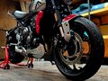 2021 Triumph Trident 660, чёрный - вид 2