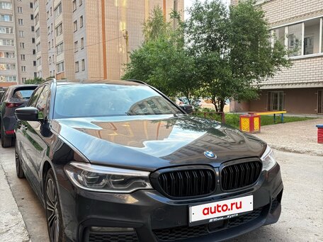 2017 BMW 5 серии 530d xDrive VII (G30/G31/G38), чёрный, 2900000 рублей, вид 4