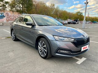 2021 Skoda Octavia IV (A8), серый, 2200000 рублей, вид 2