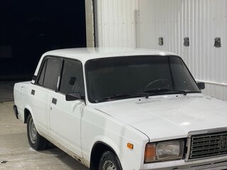 2003 Lada (ВАЗ) 2107, белый, 95000 рублей, вид 4