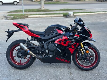 2019 Suzuki GSX-R 1000, чёрный, 1450000 рублей, вид 2