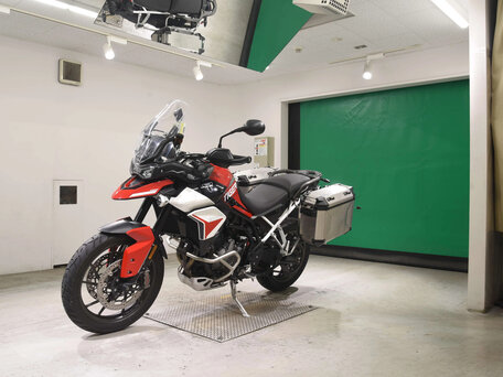 2024 Triumph Tiger 900, красный, 1290000 рублей, вид 1