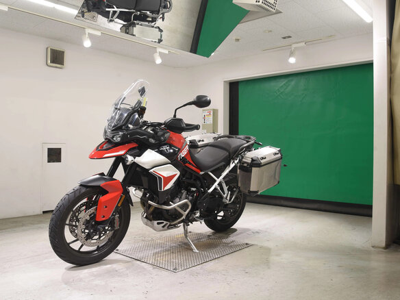 2024 Triumph Tiger 900, красный, 1290000 рублей