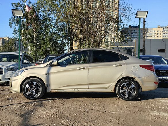2011 Hyundai Solaris I, бежевый - вид 7