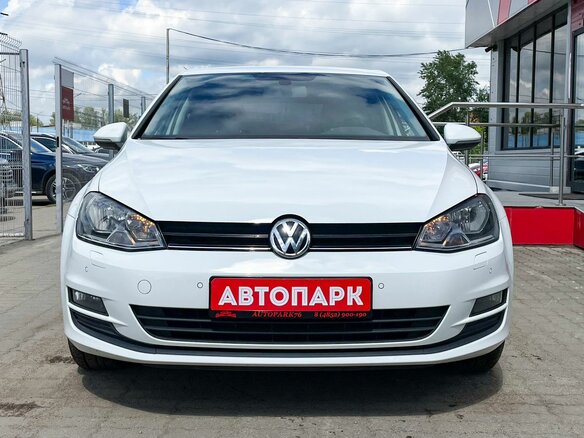 2014 Volkswagen Golf VII, белый - вид 1