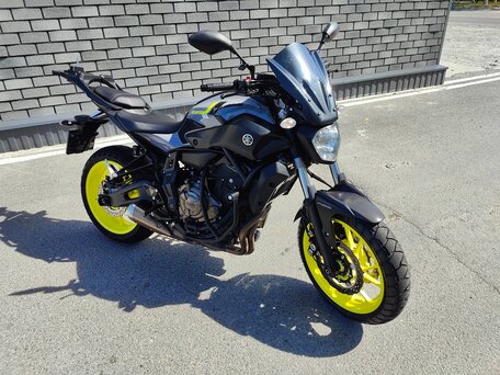 2016 Yamaha MT-07 (FZ-07), серебристый, 600000 рублей, вид 3