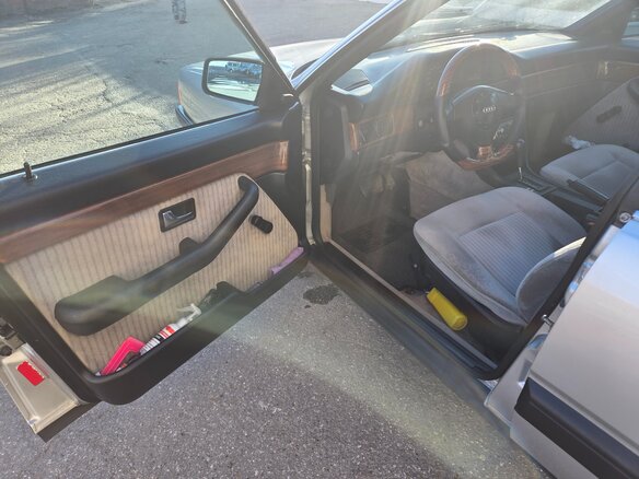 1990 Audi 100 III (C3) Рестайлинг, серебристый, 860000 рублей - вид 13