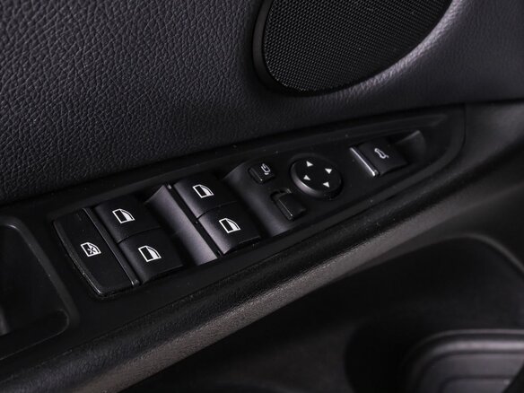 2016 BMW X5 40e III (F15), белый, 2749000 рублей - вид 18