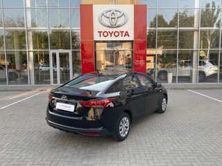2021 Hyundai Solaris II Рестайлинг, чёрный, 1799000 рублей, вид 5