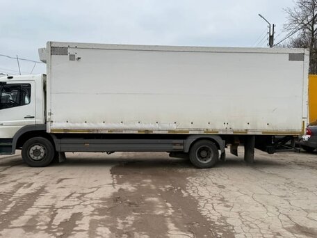 2004 Mercedes-Benz Atego, белый, 2290000 рублей, вид 3