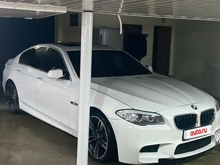 2010 BMW 5 серии 528i VI (F10/F11/F07), белый, 1590000 рублей, вид 3