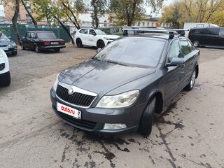 2010 Skoda Octavia II (A5) Рестайлинг, серый, 600000 рублей, вид 2
