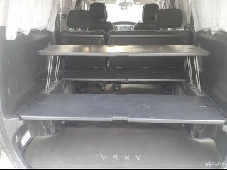 2007 Toyota Voxy I (R60), серебристый, 650000 рублей, вид 5