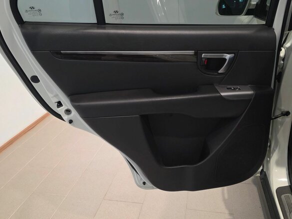 2012 Hyundai Santa Fe II Рестайлинг, белый - вид 21