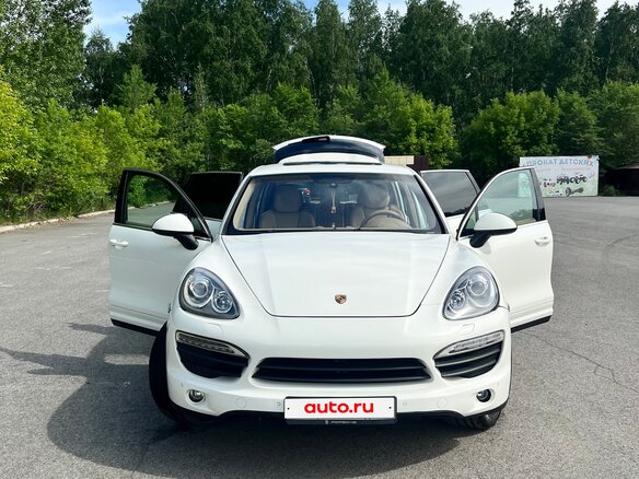 2010 Porsche Cayenne S II (958), белый, 2600000 рублей - вид 2