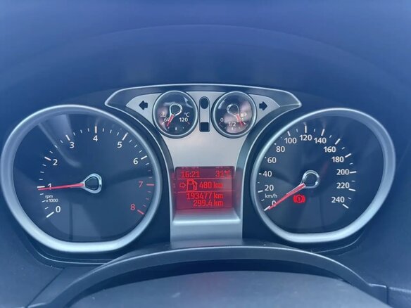 2008 Ford Focus II Рестайлинг, серый - вид 9