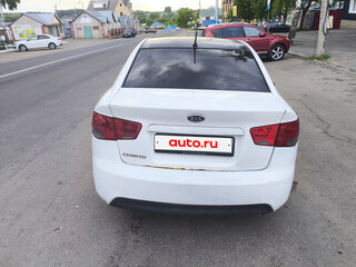2011 Kia Cerato 6-speed II, белый, 520000 рублей, вид 5