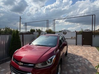 2021 Chevrolet Trax I Рестайлинг, красный, 1600000 рублей, вид 2