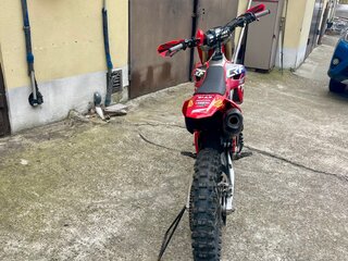 2022 Honda CRF 250R, красный, 700000 рублей, вид 4
