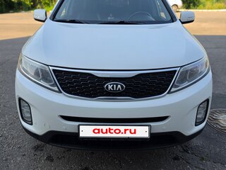 2014 Kia Sorento II Рестайлинг, белый, 1850000 рублей, вид 2
