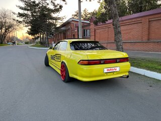 1993 Toyota Mark II VII (X90), жёлтый, 1100000 рублей, вид 4