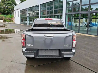 2023 Isuzu D-Max III, серый, 2690222 рублей, вид 5