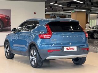 2024 Volvo XC40 I Рестайлинг, синий, 3170000 рублей, вид 5