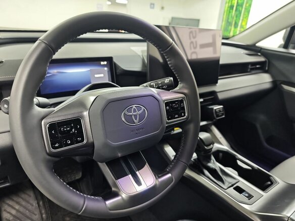 2026 Toyota RAV4 VI (XA60), белый, 4850000 рублей - вид 11