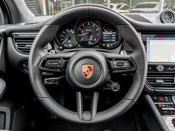 2025 Porsche Macan I Рестайлинг 2, синий, 11859000 рублей - вид 12