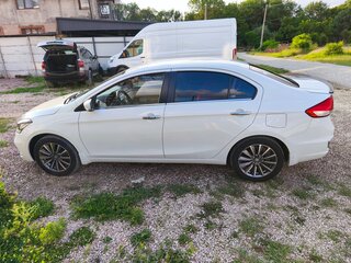 2022 Suzuki Ciaz I Рестайлинг, белый, 1500000 рублей, вид 4