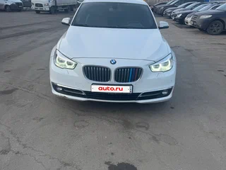 2013 BMW 5 серии Gran Turismo 530d xDrive VI (F10/F11/F07) Рестайлинг, белый, 2140000 рублей, вид 2