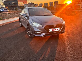 2017 Hyundai Solaris II, серый, 1350000 рублей, вид 2
