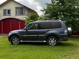 2008 Mitsubishi Pajero IV, серый, 1230000 рублей, вид 3