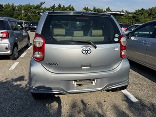 2013 Toyota Passo II (C30), серебристый, 349776 рублей, вид 5
