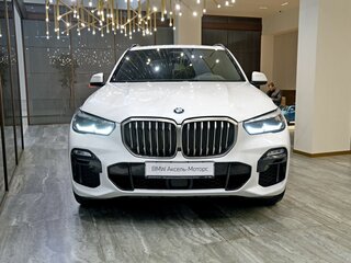 2019 BMW X5 30d IV (G05/G18), белый, 6450000 рублей, вид 3