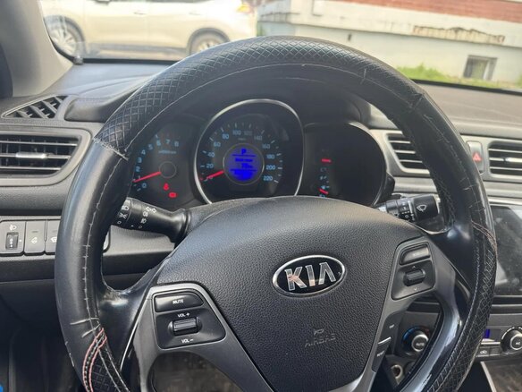 2015 Kia Rio III Рестайлинг, серый, 770000 рублей - вид 8