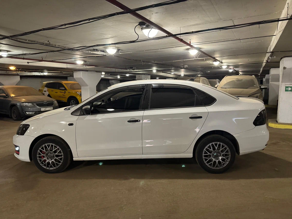 Открыть фотографии: Volkswagen Polo V Рестайлинг