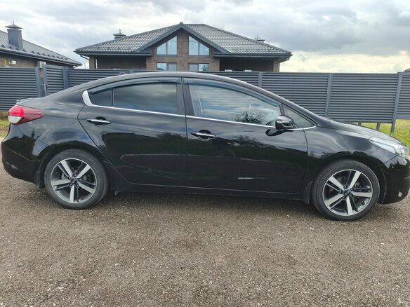 2018 Kia Cerato III Рестайлинг (Classic), чёрный, 1550000 рублей - вид 6