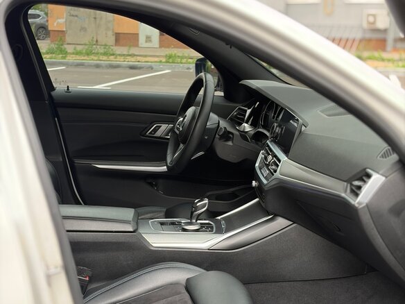 2019 BMW 3 серии 320d xDrive VII (G2x), белый, 3050000 рублей - вид 21
