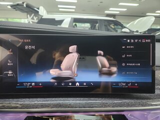 2026 BMW 7 серии 740d xDrive VII (G70), белый, 12590000 рублей, вид 4