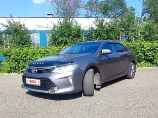 2015 Toyota Camry VII (XV50) Рестайлинг, серый, 2050000 рублей, вид 1