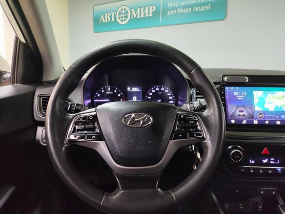 2021 Hyundai Solaris II Рестайлинг, жёлтый - вид 14