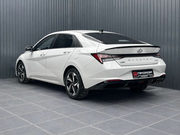 2022 Hyundai Elantra VII (CN7), белый, 1886000 рублей - вид 8