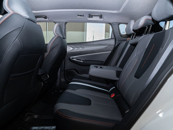 2026 Geely Cityray, белый, 2849840 рублей - вид 17