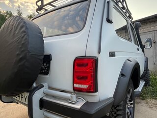 1996 Lada (ВАЗ) 2121 (4x4) I Рестайлинг, белый, 410000 рублей, вид 2