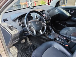 2015 Hyundai ix35 I Рестайлинг, коричневый, 1540000 рублей, вид 5