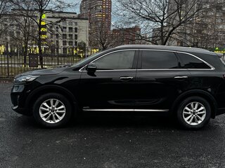 2019 Kia Sorento III Prime Рестайлинг, чёрный, 3300000 рублей, вид 5