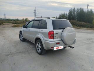 2001 Toyota RAV4 II (XA20), серебристый, 770000 рублей, вид 4