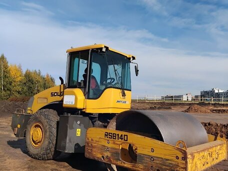 2014 SDLG RS8140, жёлтый, 2000000 рублей, вид 1